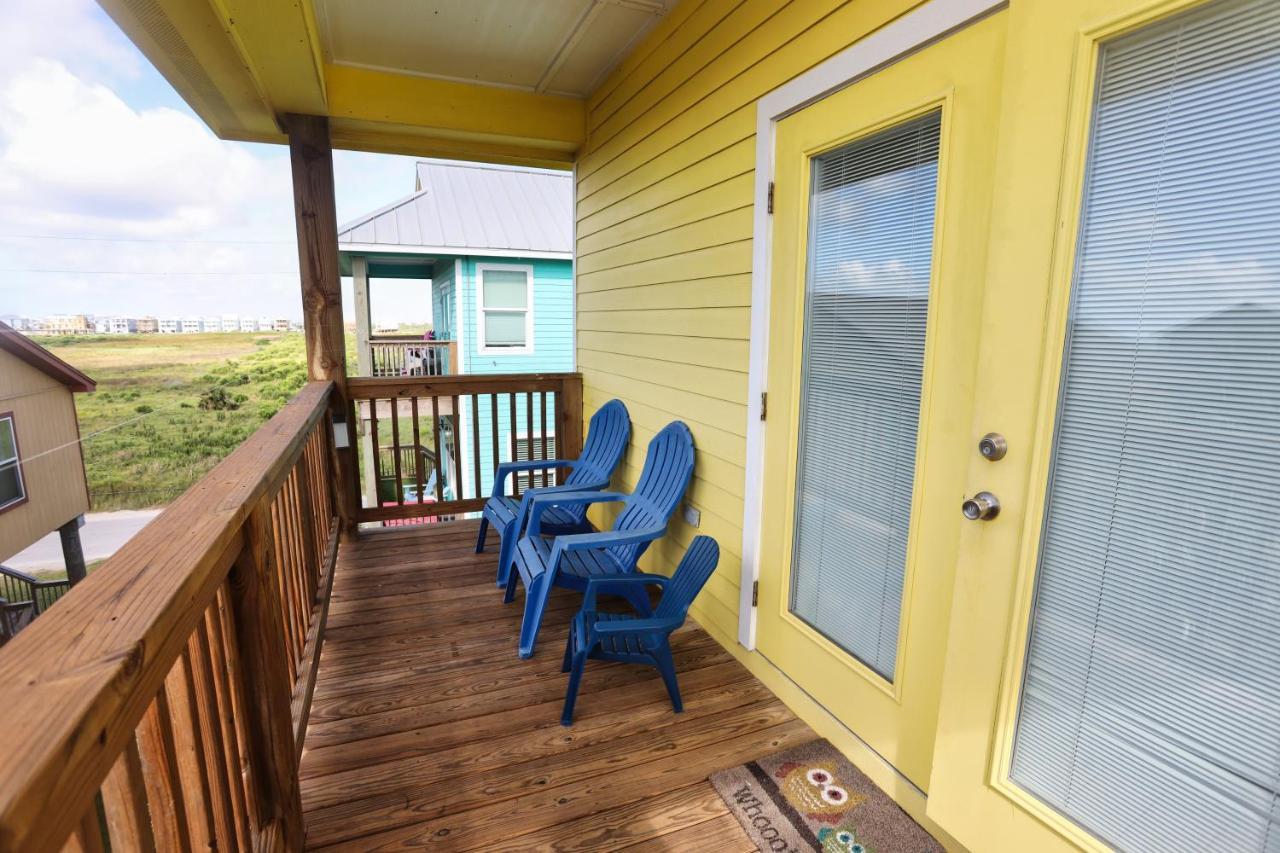 Yellow Beach Haven, Decks, Views, Mere Steps To Sand Galveston Ngoại thất bức ảnh
