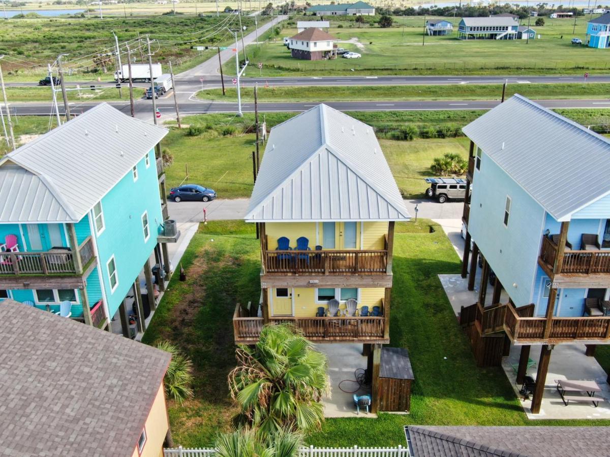 Yellow Beach Haven, Decks, Views, Mere Steps To Sand Galveston Ngoại thất bức ảnh