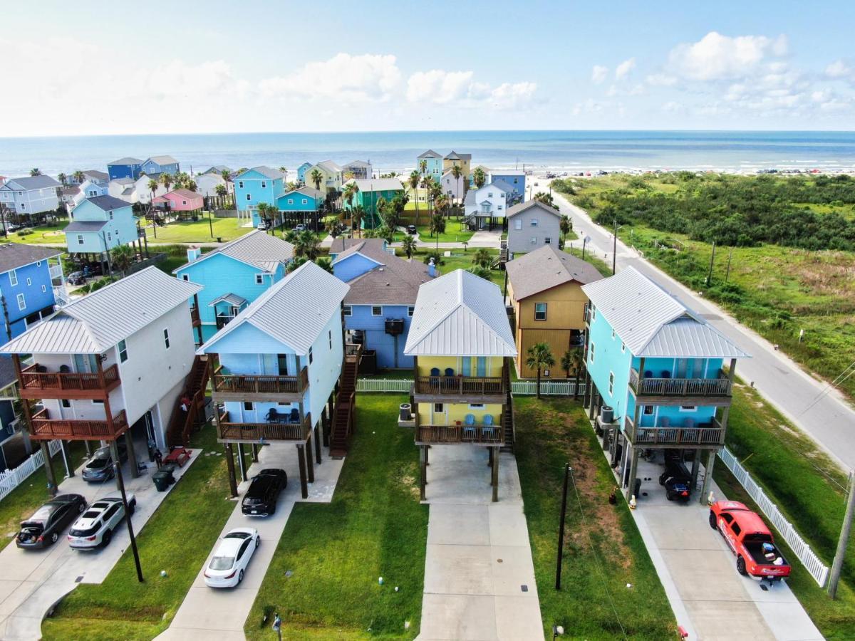 Yellow Beach Haven, Decks, Views, Mere Steps To Sand Galveston Ngoại thất bức ảnh